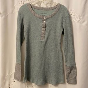 Liz Lange maternity top